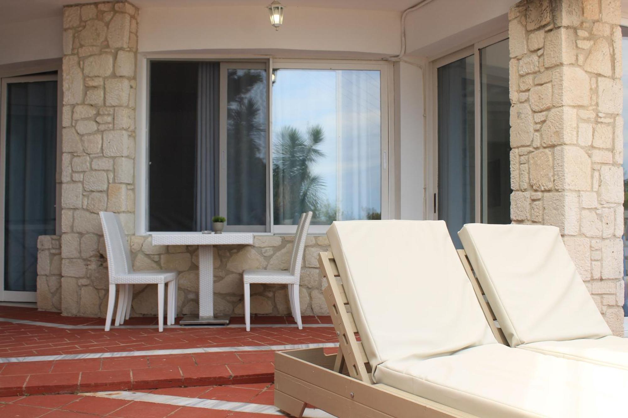 Amelia Apartments Kallithea  Стая снимка