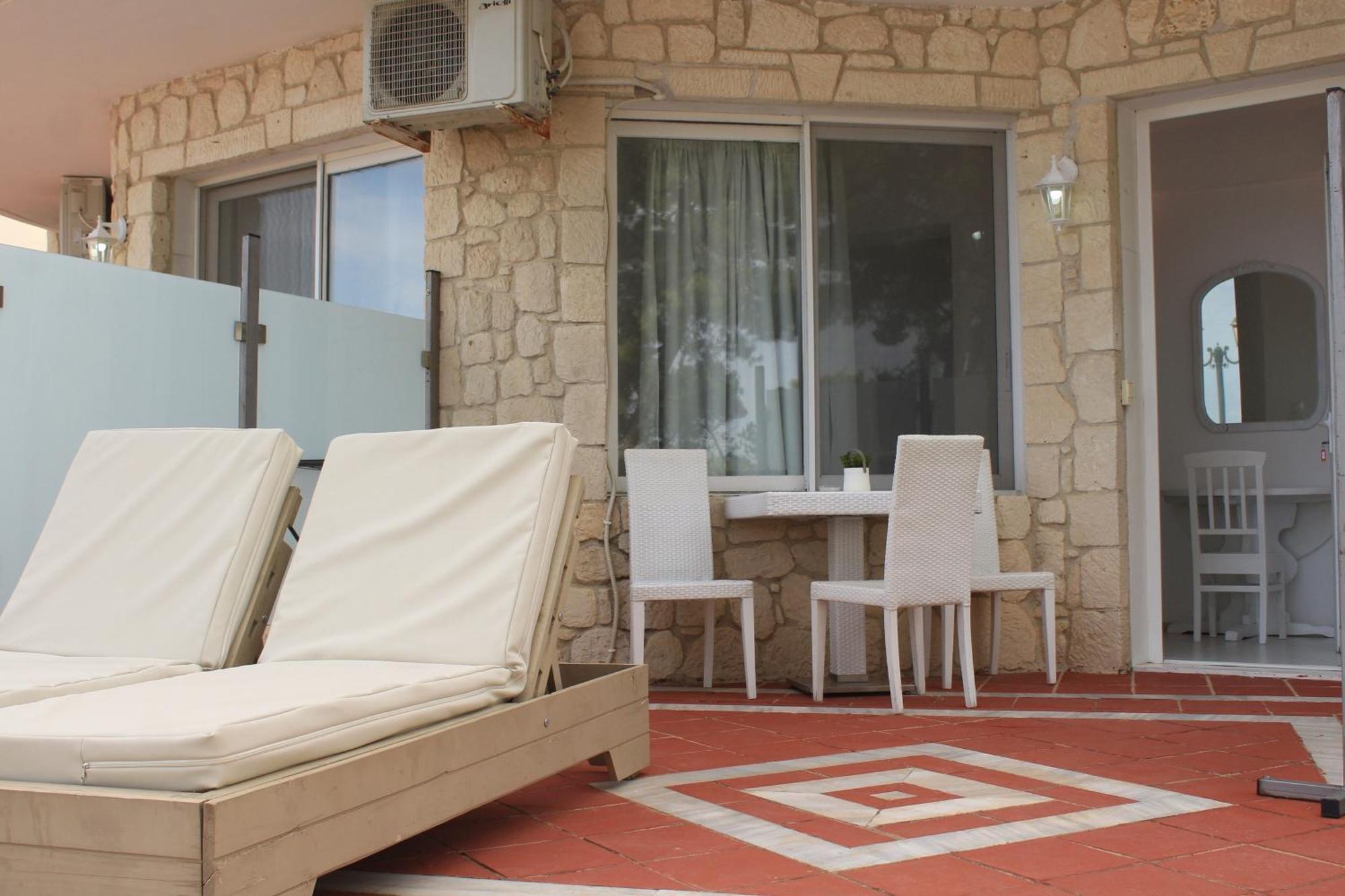 Amelia Apartments Kallithea  Стая снимка